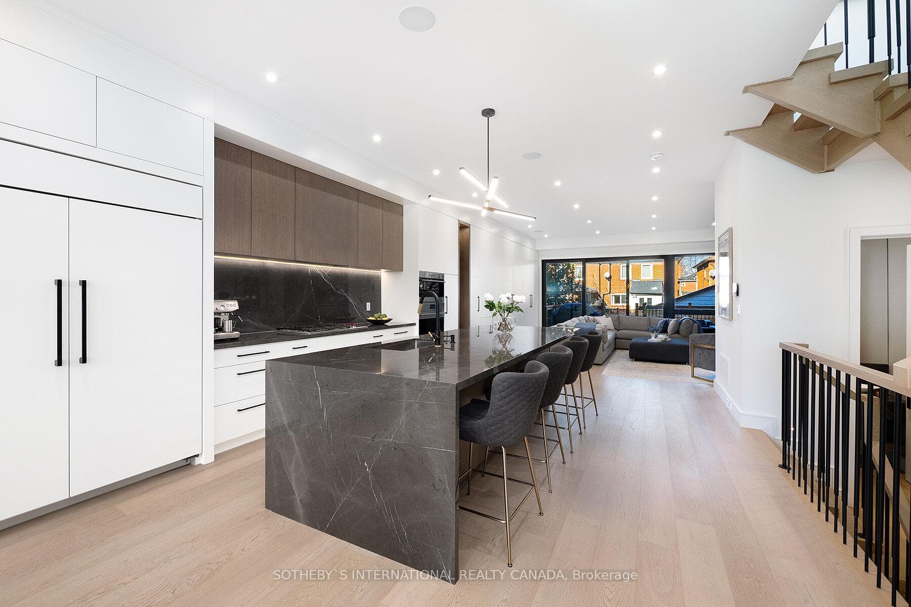 272 Cranbrooke Avenue photo 7