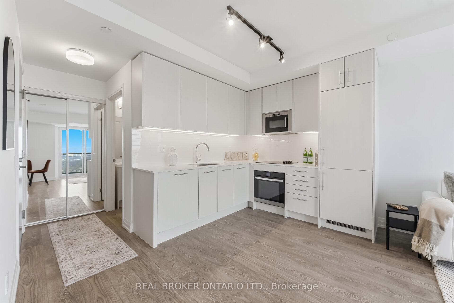 286 Main Street Unit 2602 photo 8