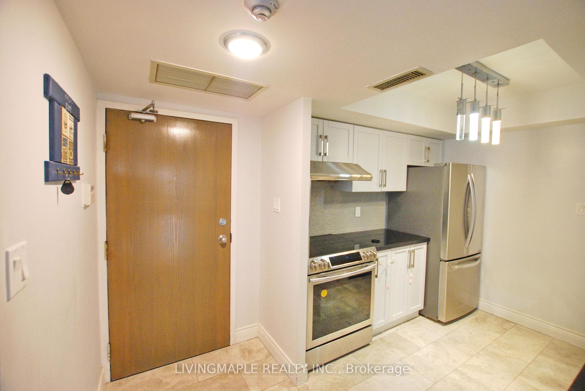 1001 Bay Street Unit 2102 photo 14