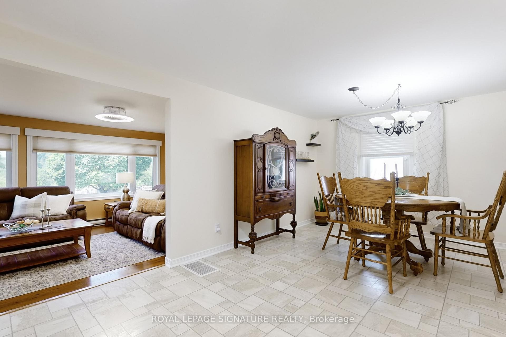 27 Carleton Boulevard photo 10