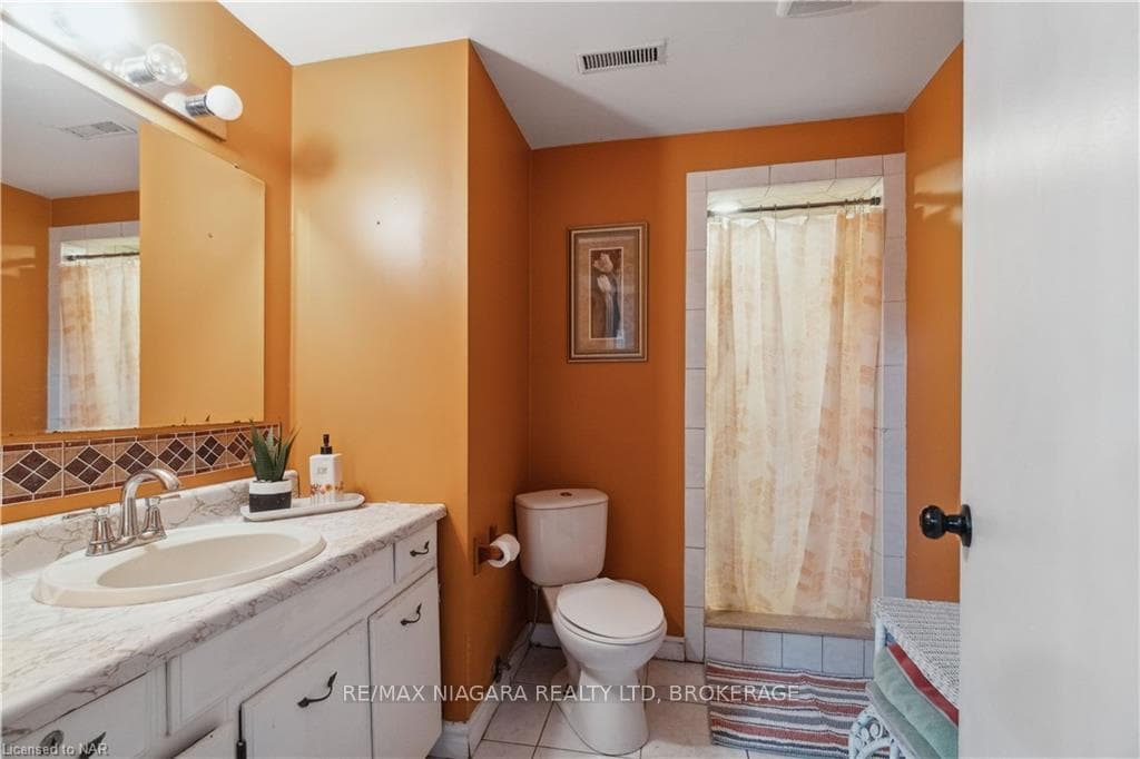 122 MADISON Court photo 41