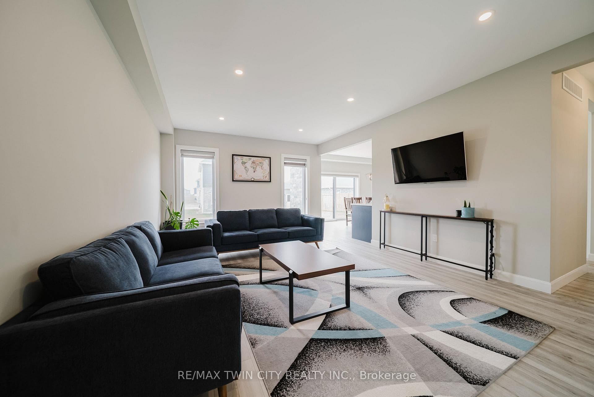 95 Fred Krug Avenue photo 6
