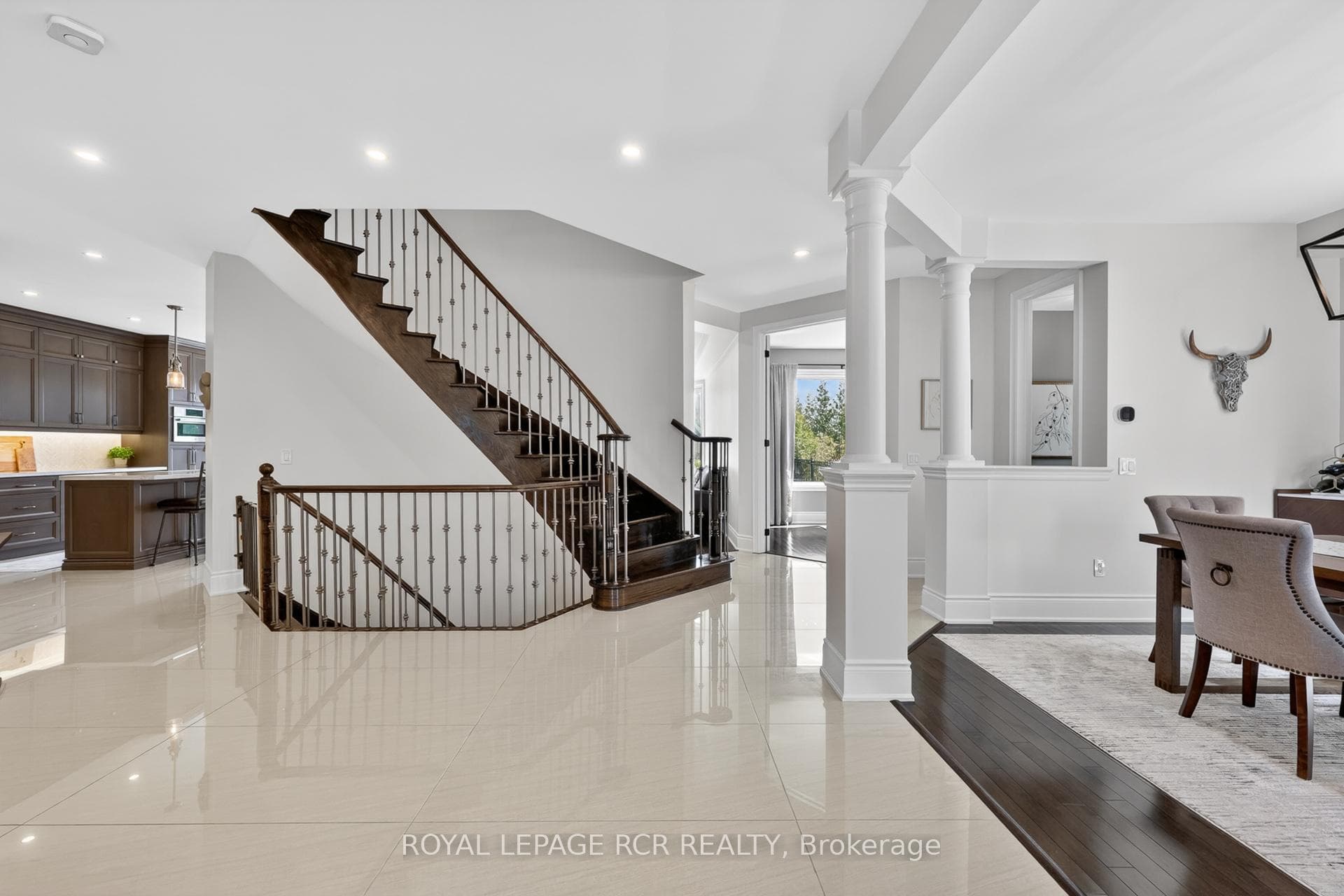 14 Emerald Heights Drive photo 6
