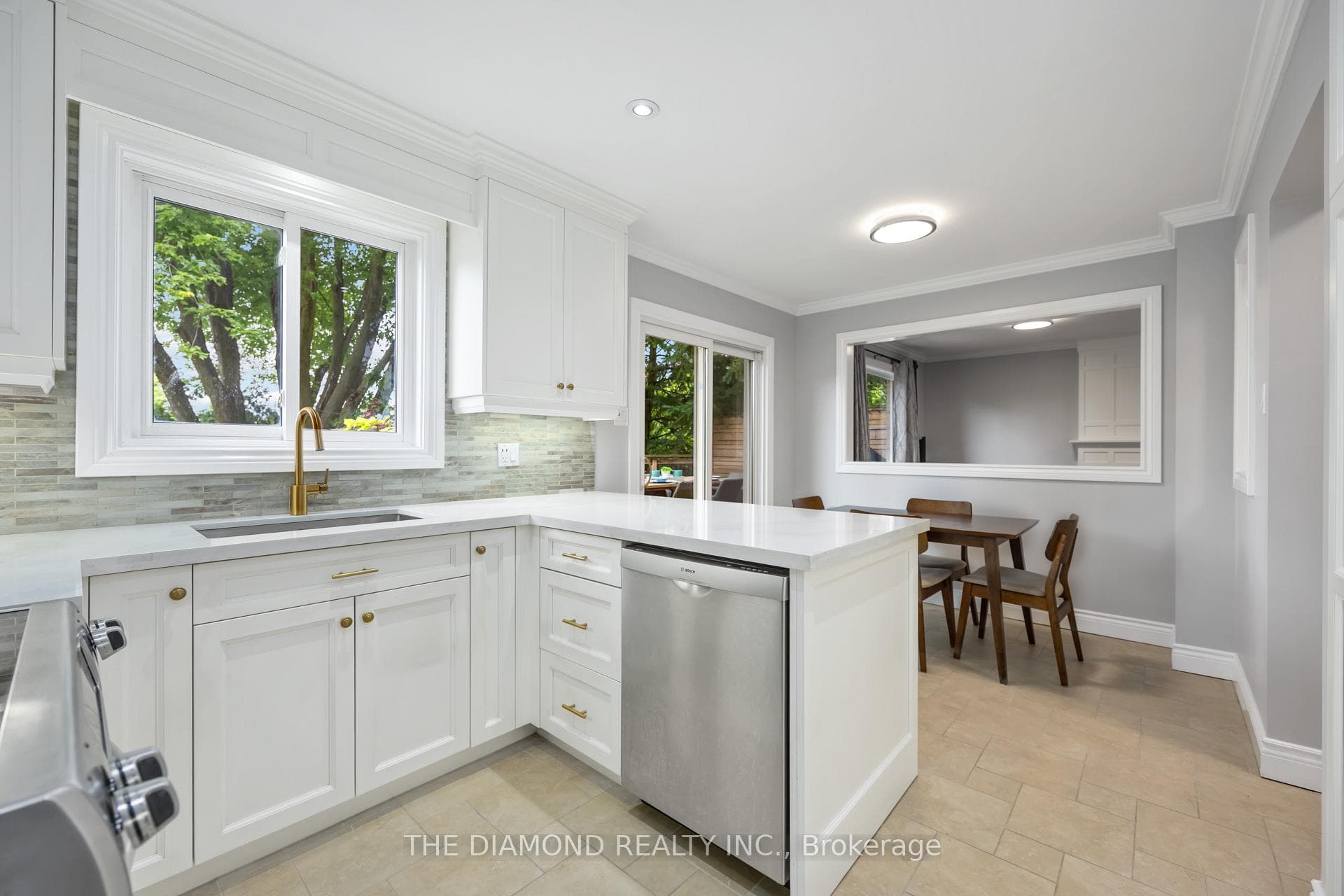 185 Alexander Road photo 18