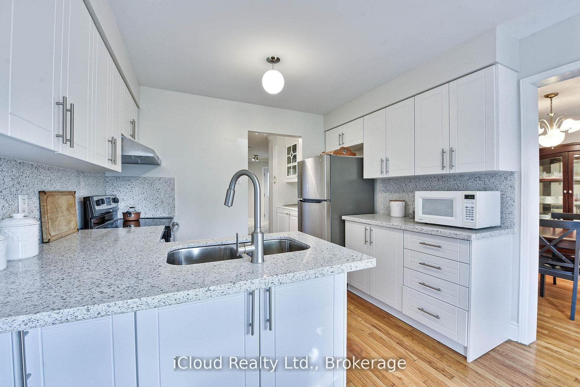 14 Timberlane Drive photo 18