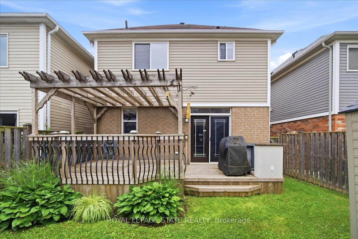 40 Whitwell Way photo 42