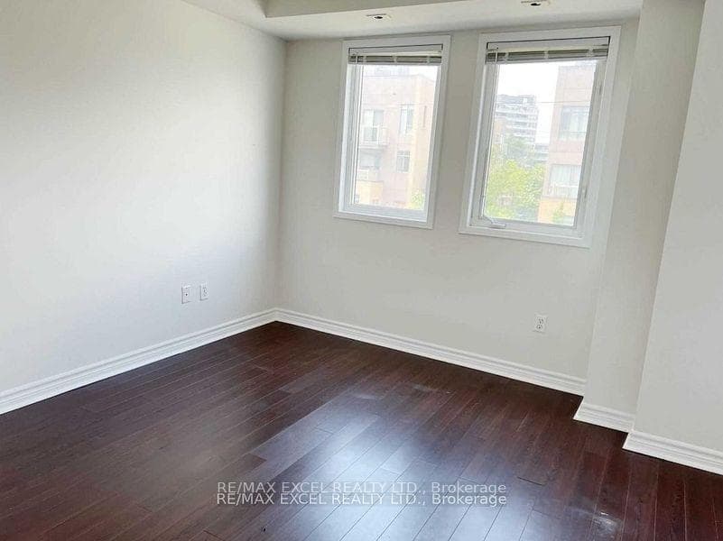28 Rosebank Drive Unit 1010 photo 8