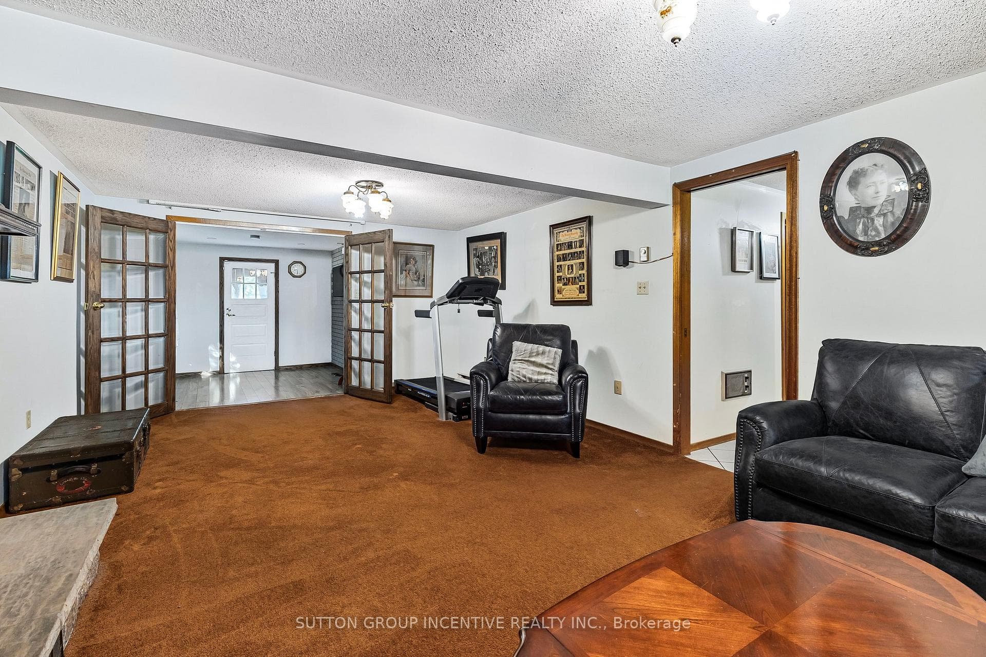 5 Alexander Road photo 18