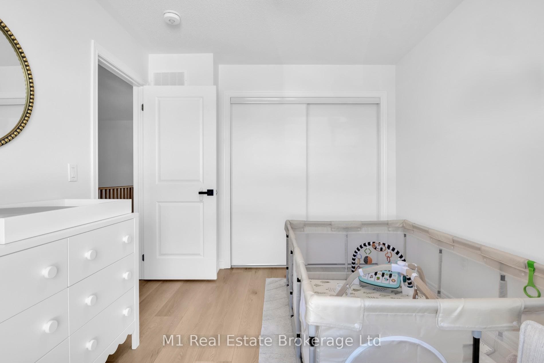 106 Edminston Drive photo 27