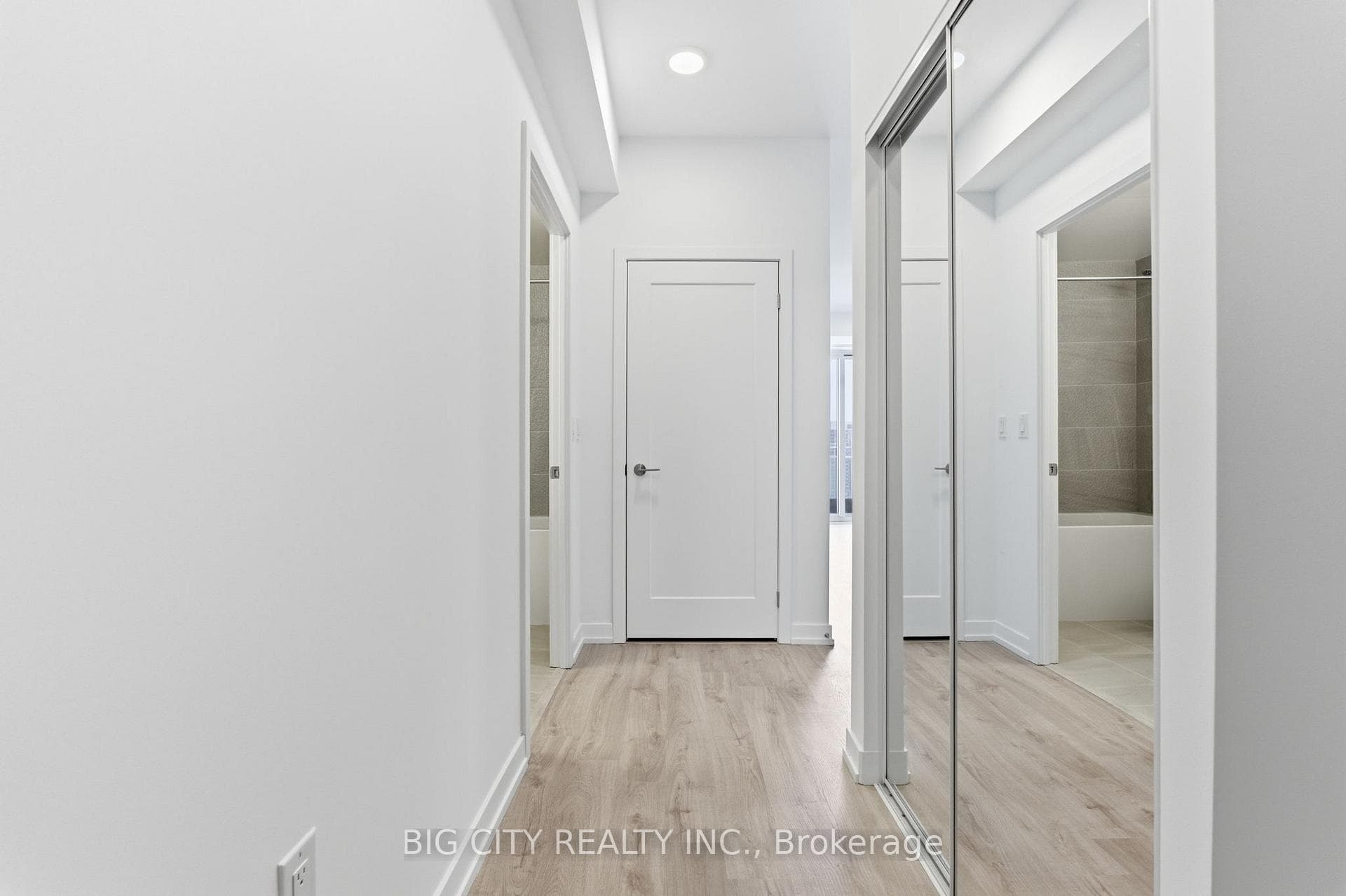 9751 Markham Road Unit 1508 photo 2
