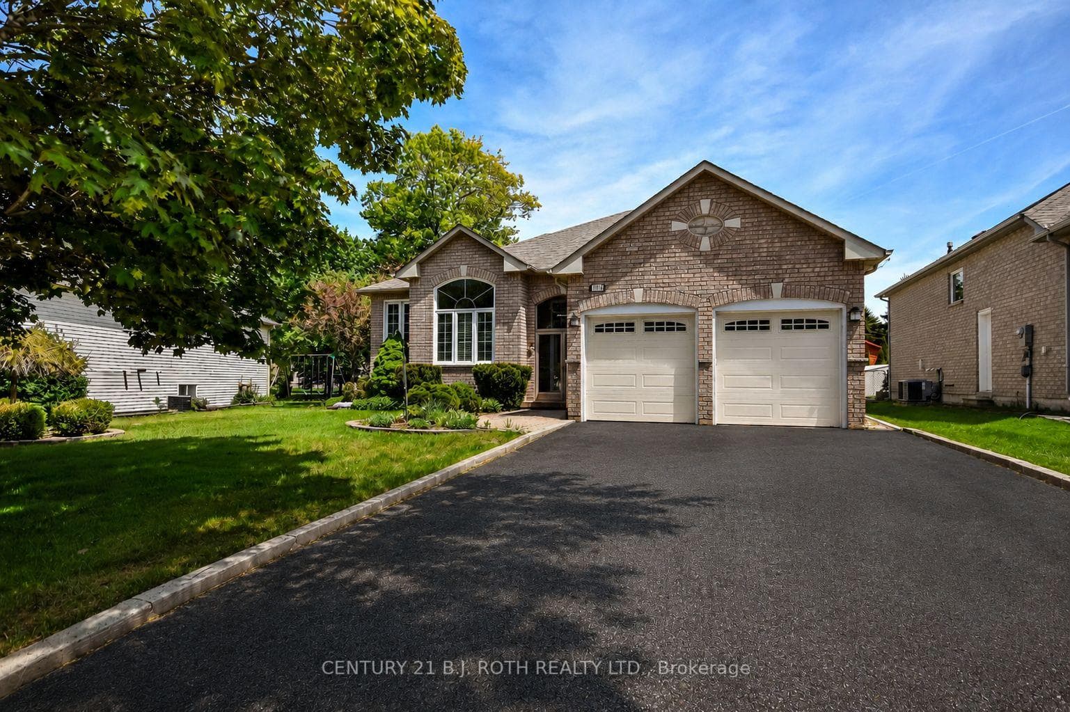 Welcome to 112 Silver Birch Ave!