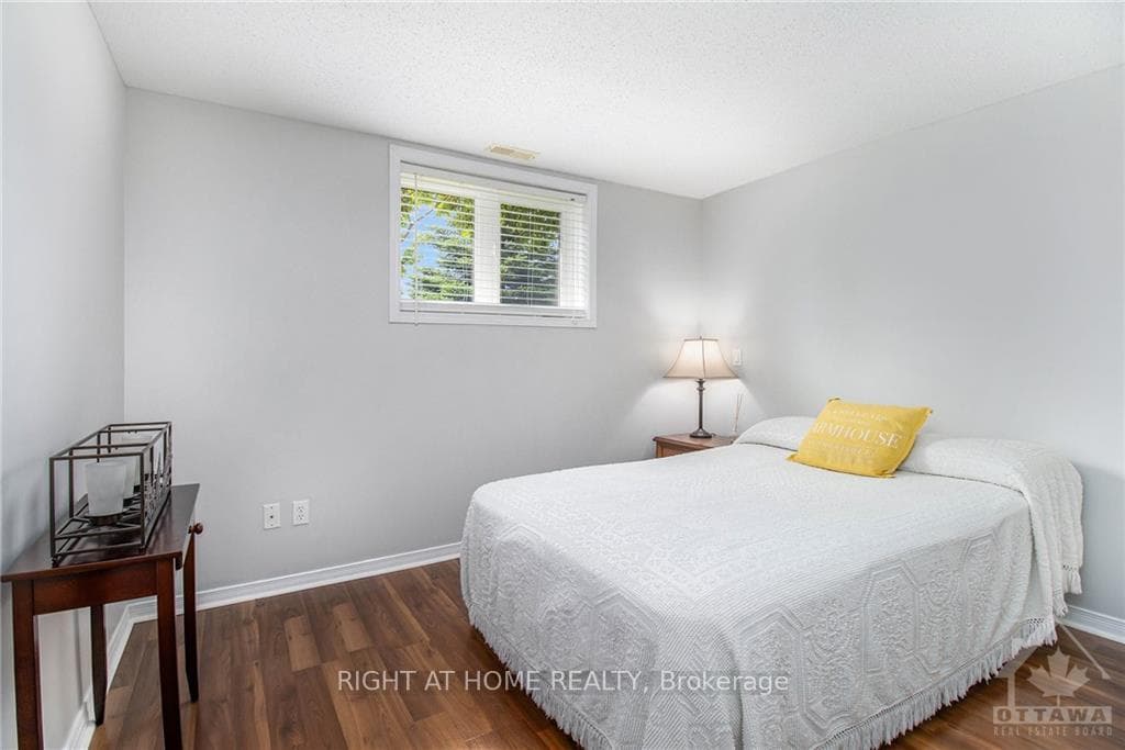 2086 VALIN Street Unit 1 photo 20