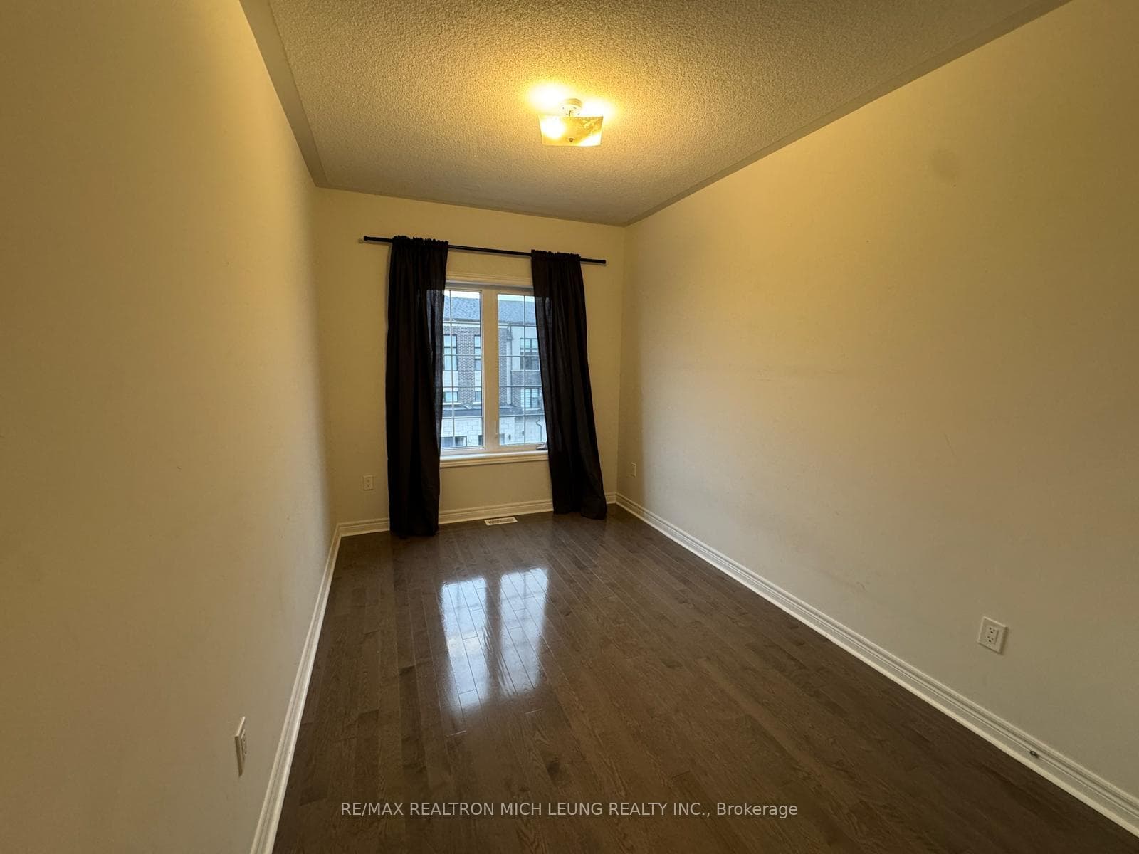 7 Hilts Drive photo 25