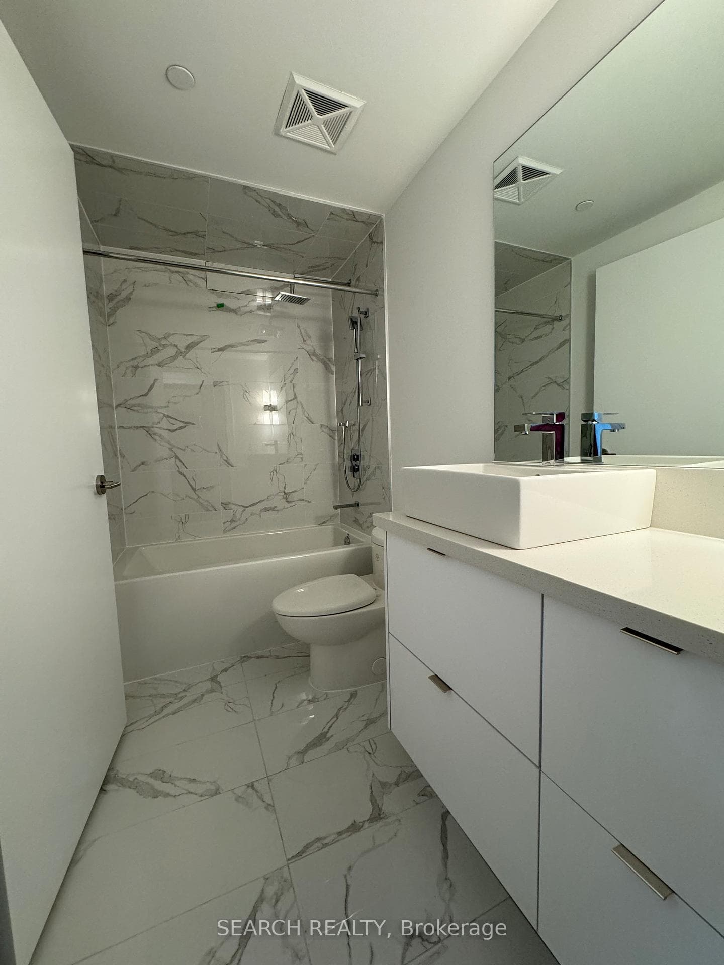 4pc washroom