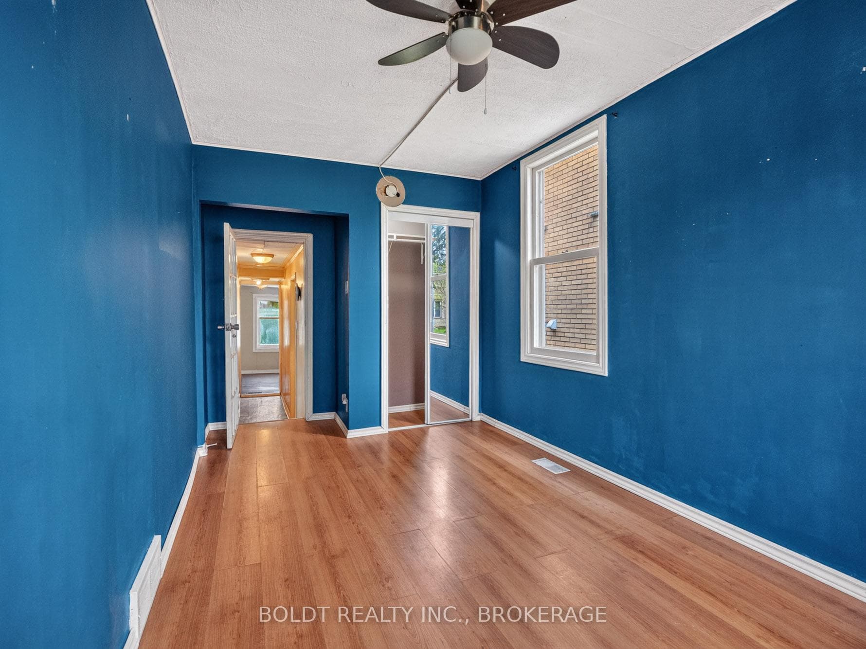 78 Maple Street photo 12
