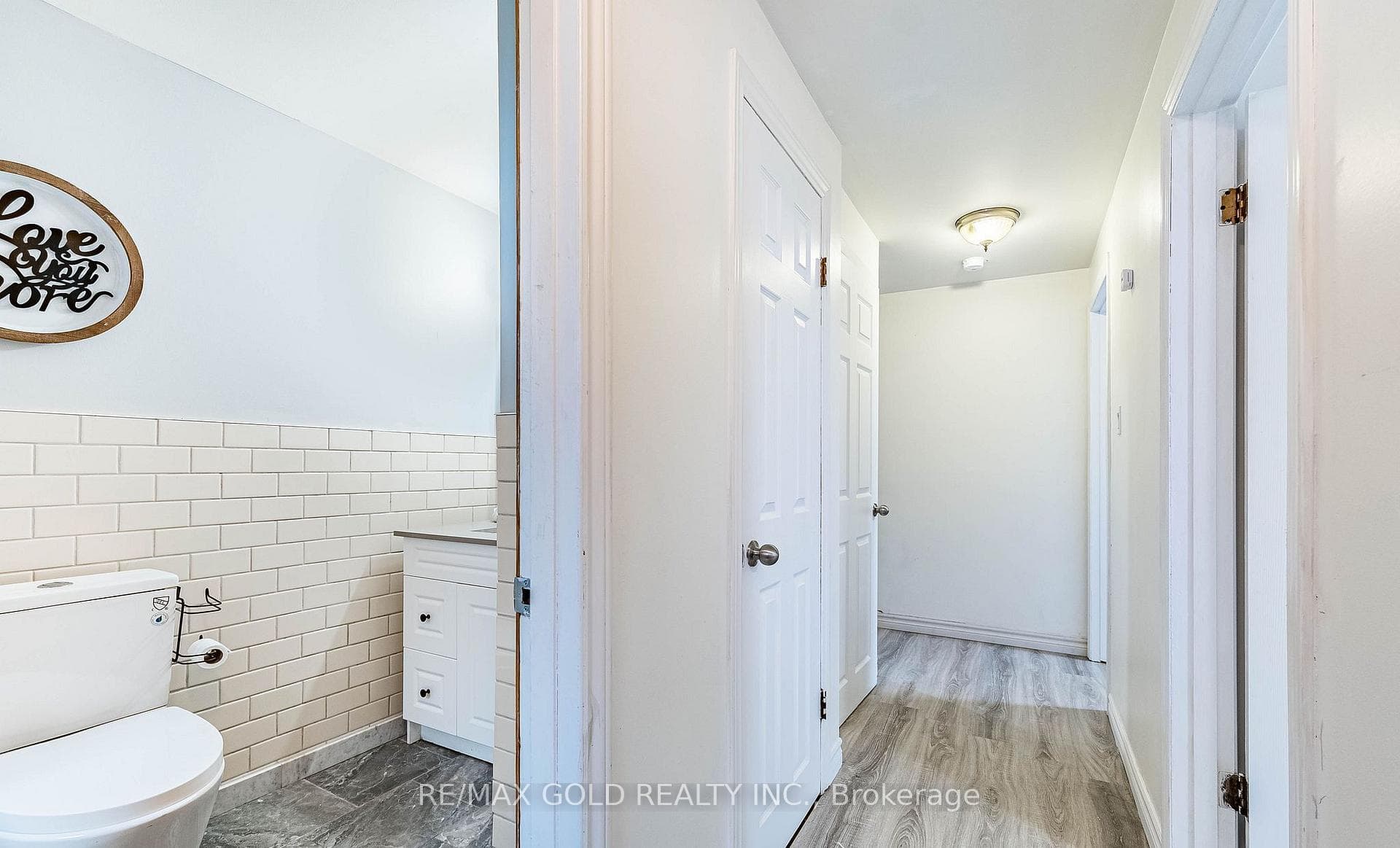 52 Garfield Crescent photo 26