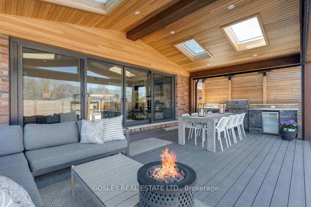 71 Rosslinn Road photo 30