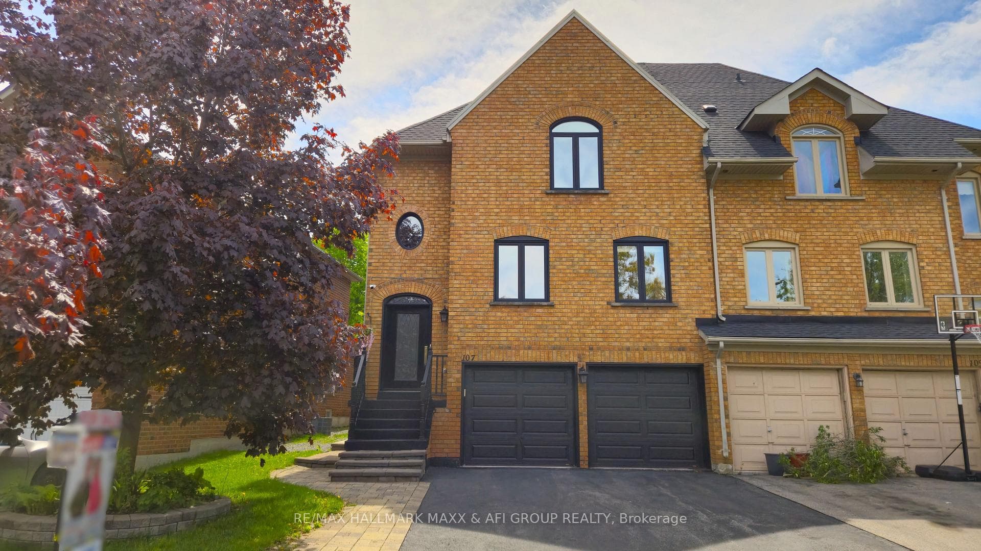 107 Deerglen Terrace photo 2