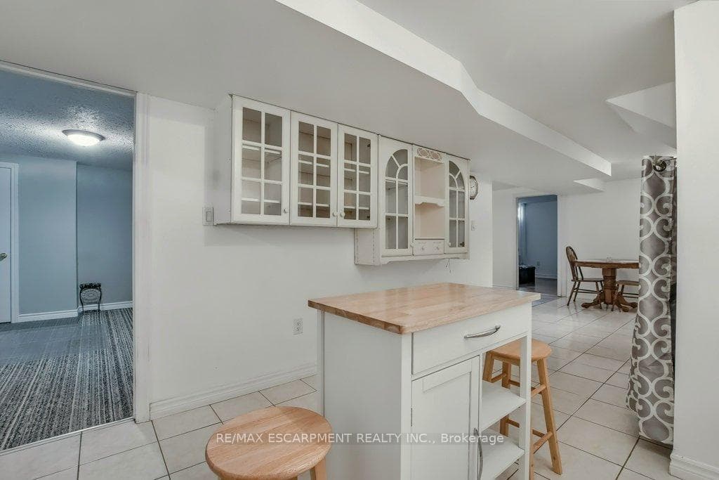 5945 Frontenac Street photo 29