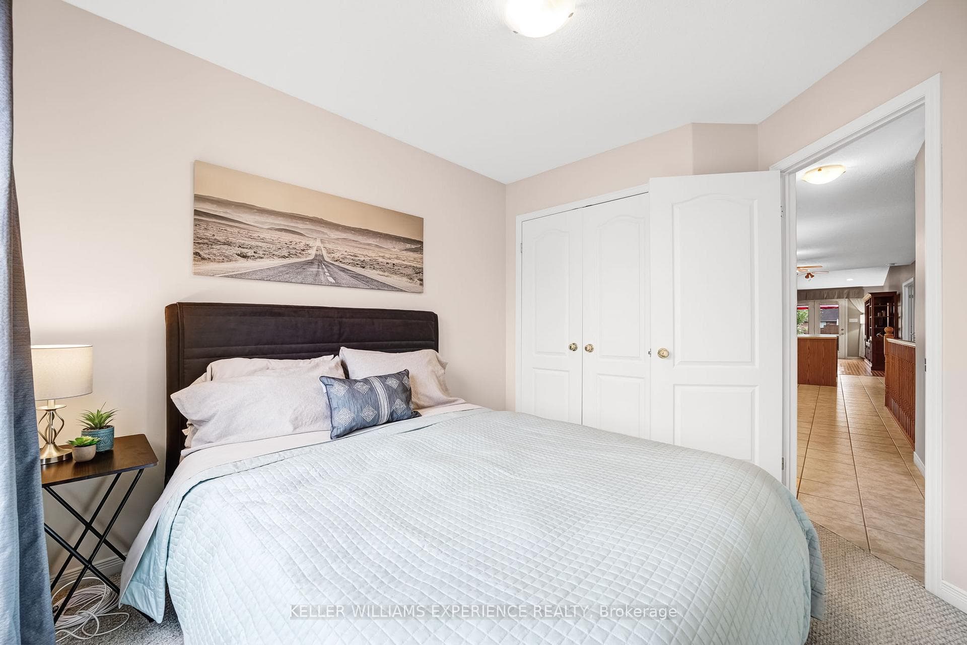 59 Cowan Avenue photo 17