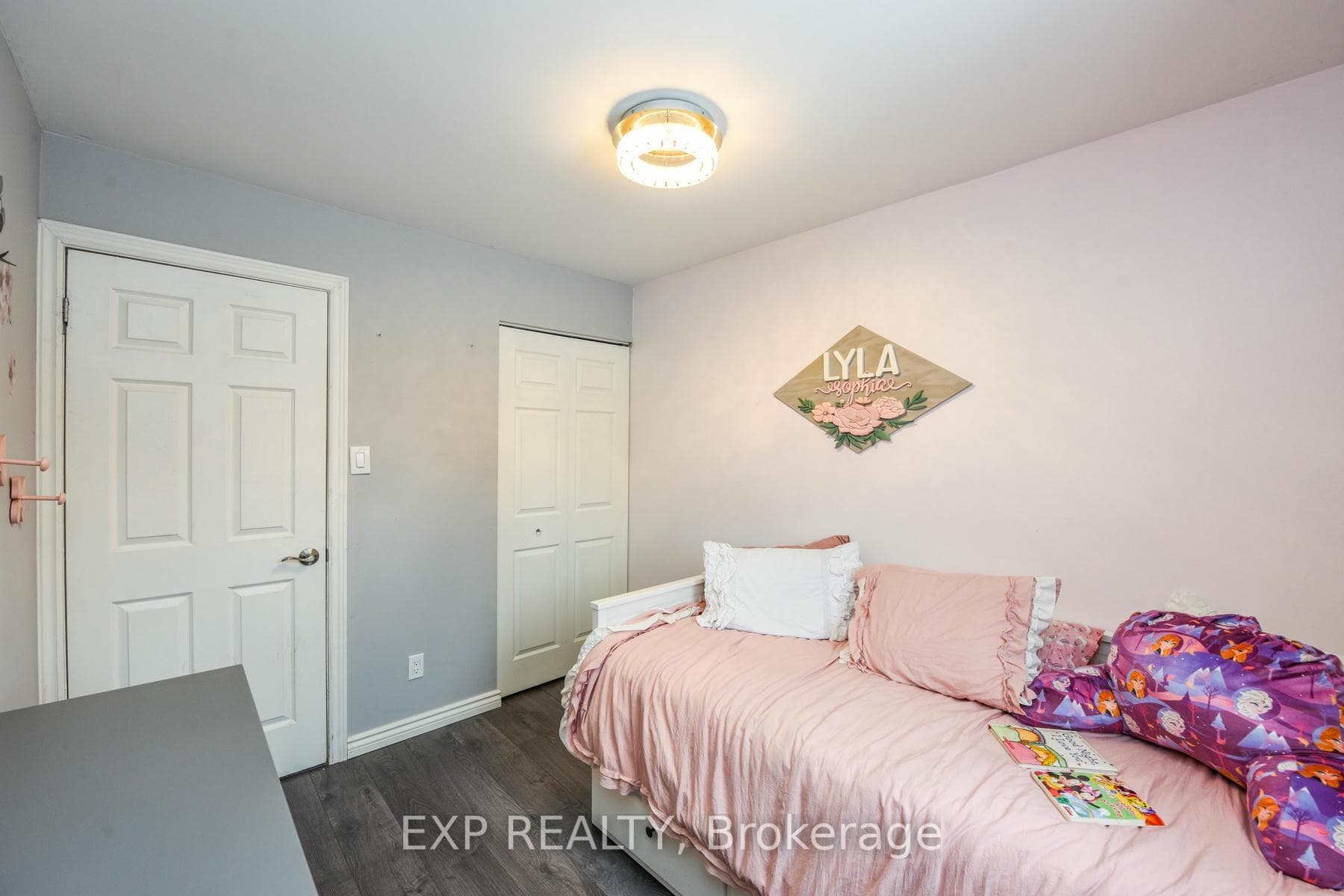 27 Huntington Court photo 10