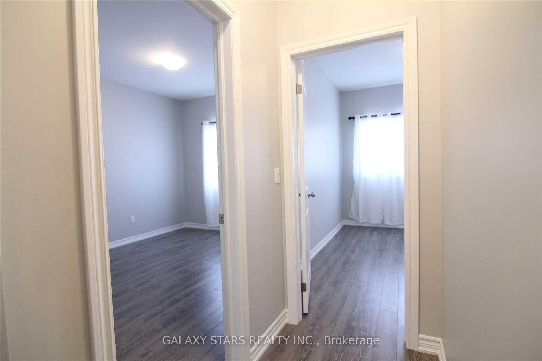 15 Tegan Court photo 12