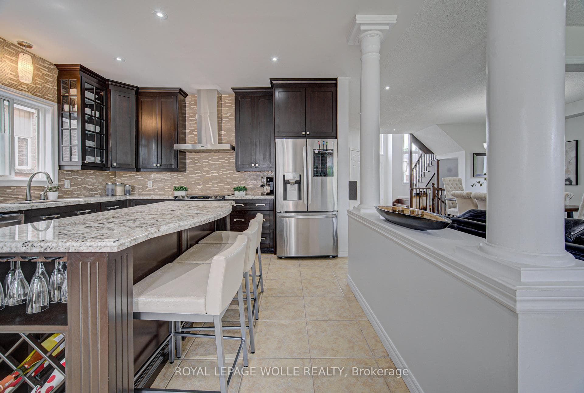 37 Davinci Boulevard photo 11