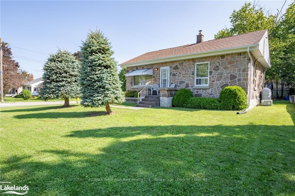 501 JOHNSON Street photo 18