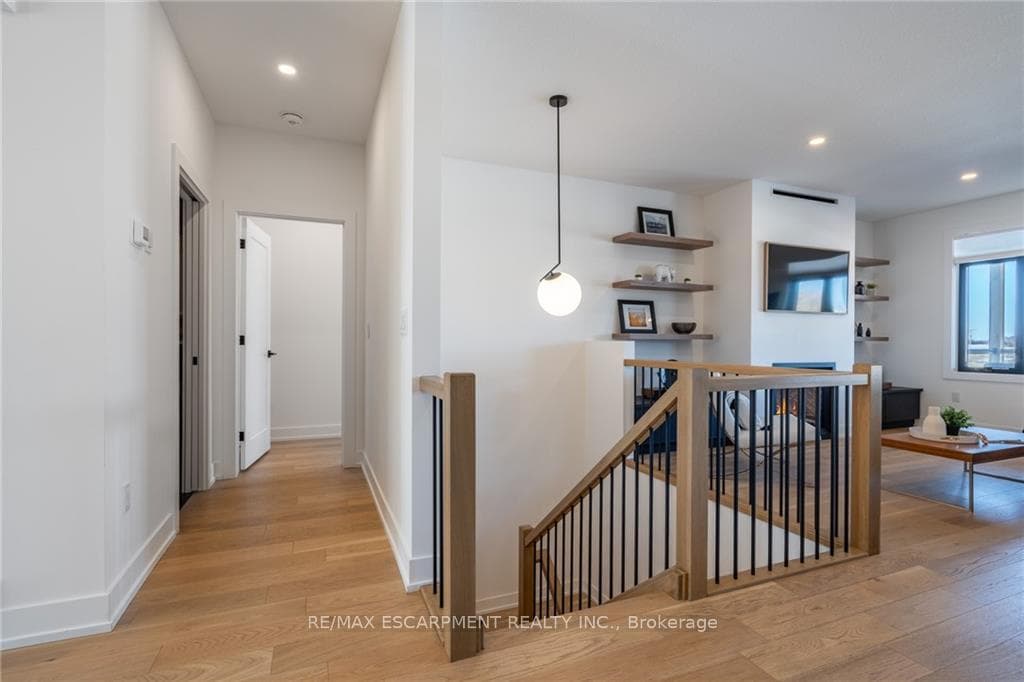 176 Orr Street photo 17