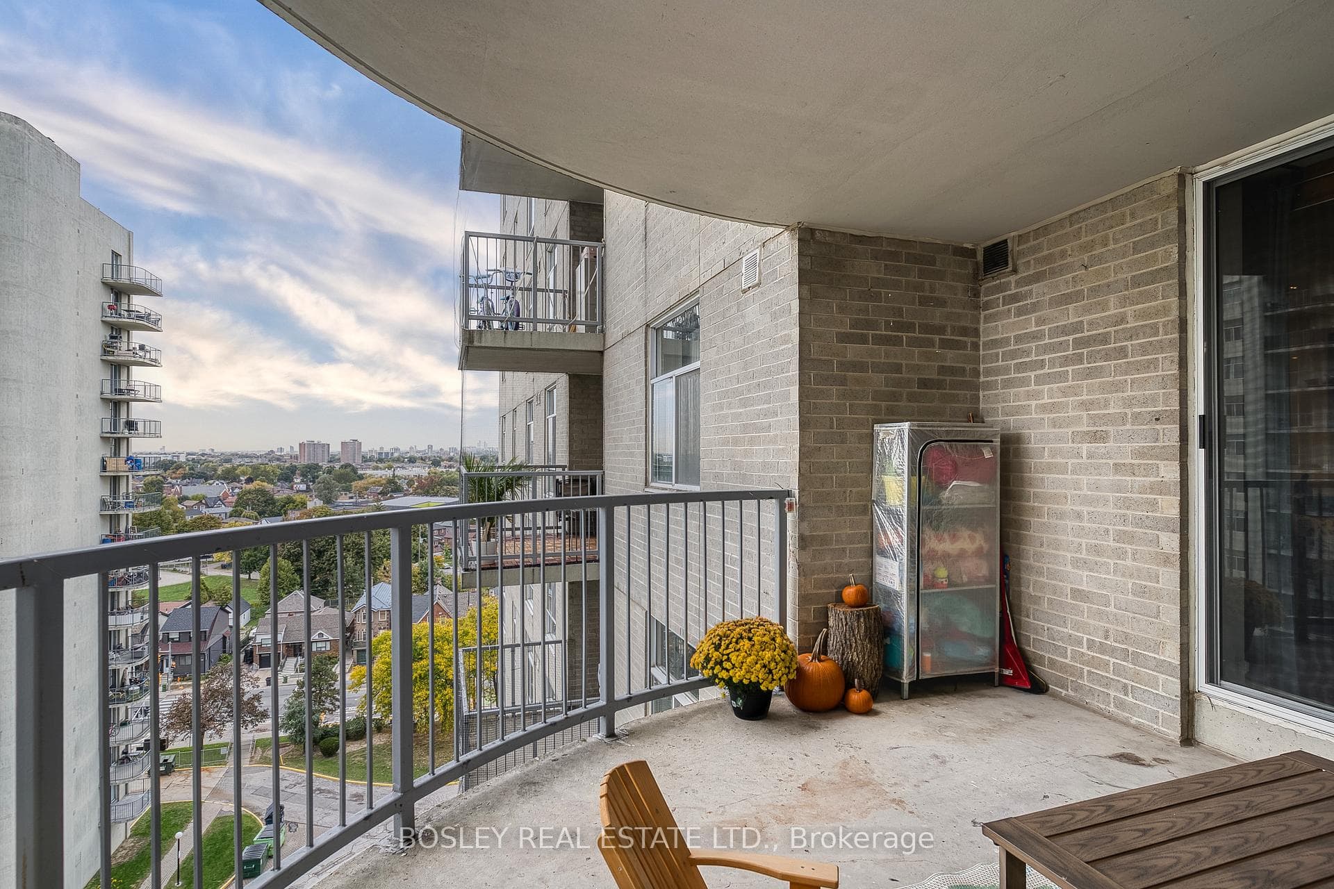 3559 Eglinton Avenue Unit 1106 photo 12