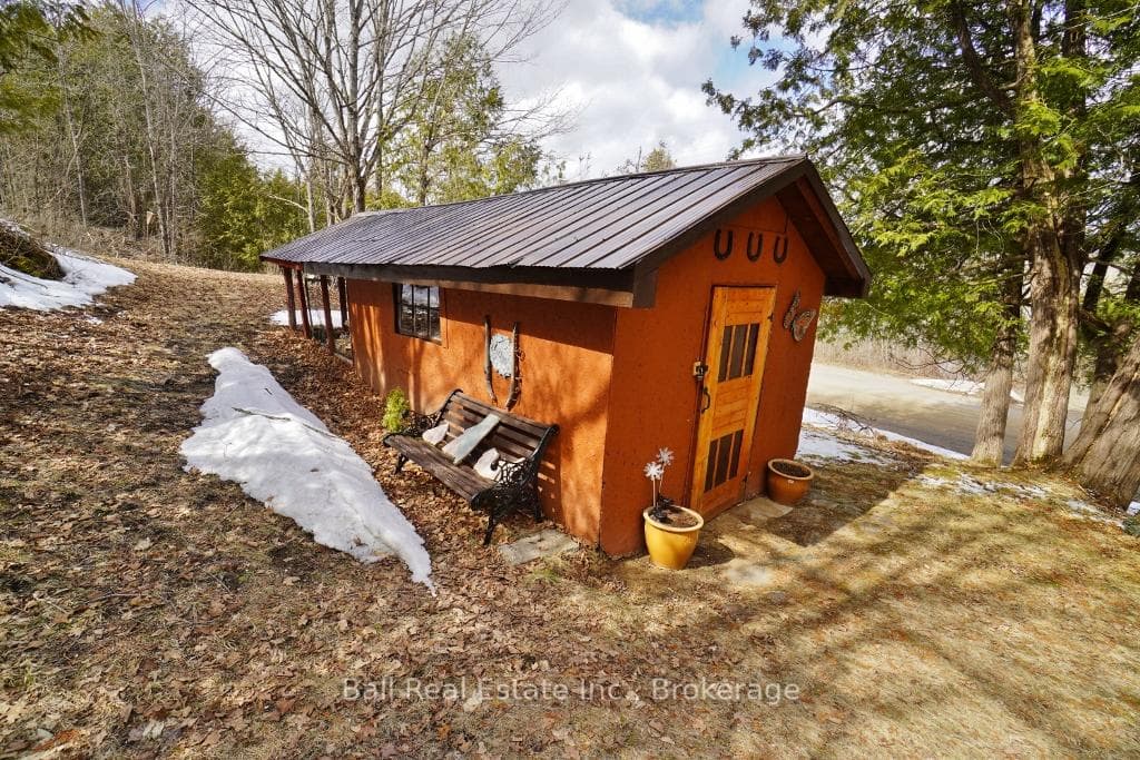 145 Old L'Amable Road photo 19
