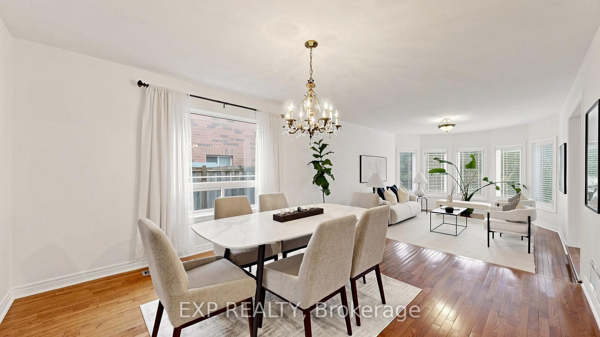 16 Curry Crescent photo 9