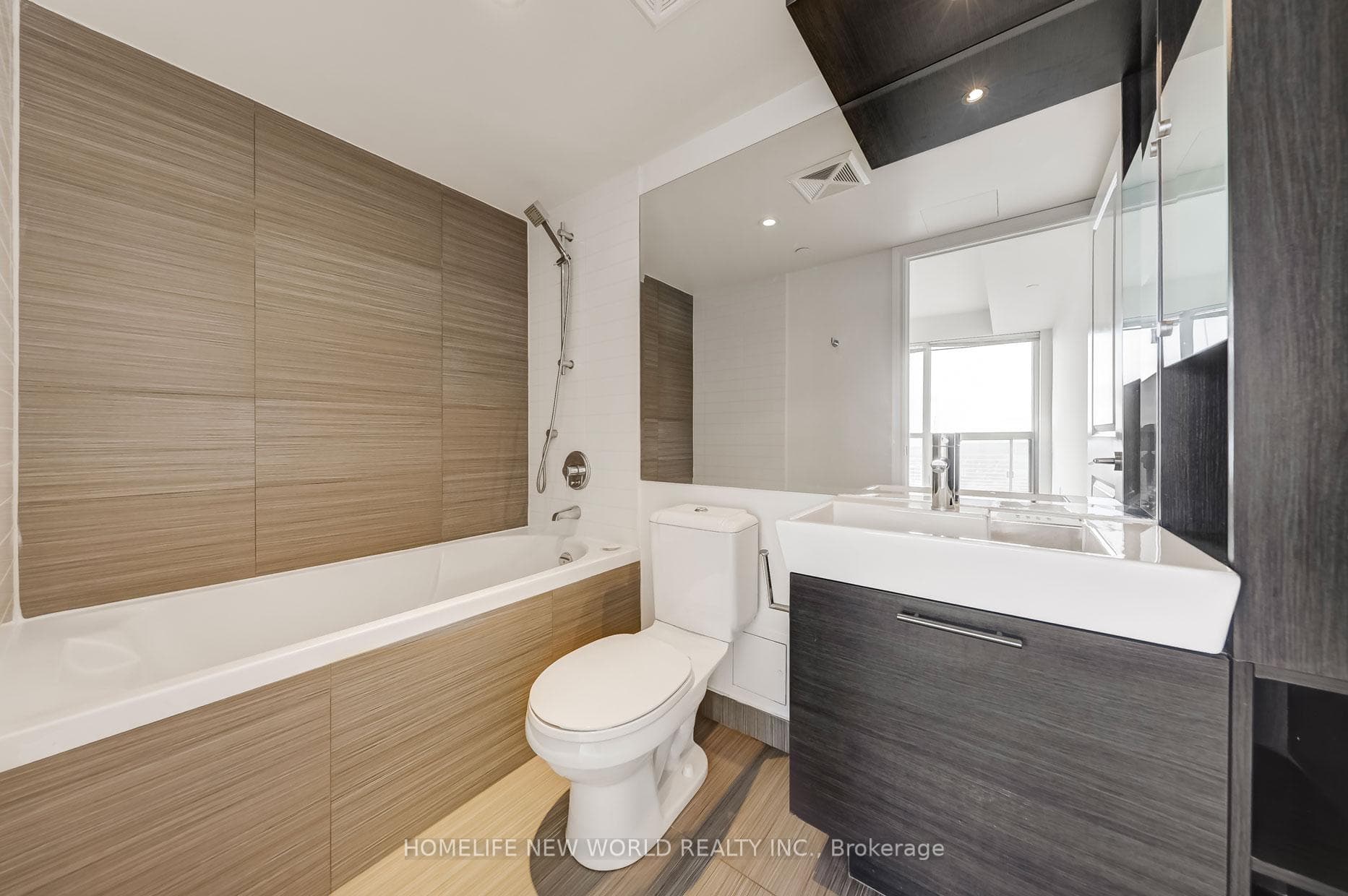 386 Yonge Street Unit 4904 photo 15