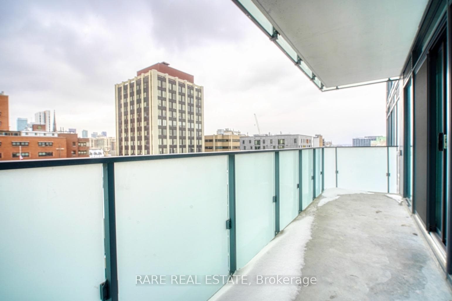 25 Richmond Street Unit 816 photo 9