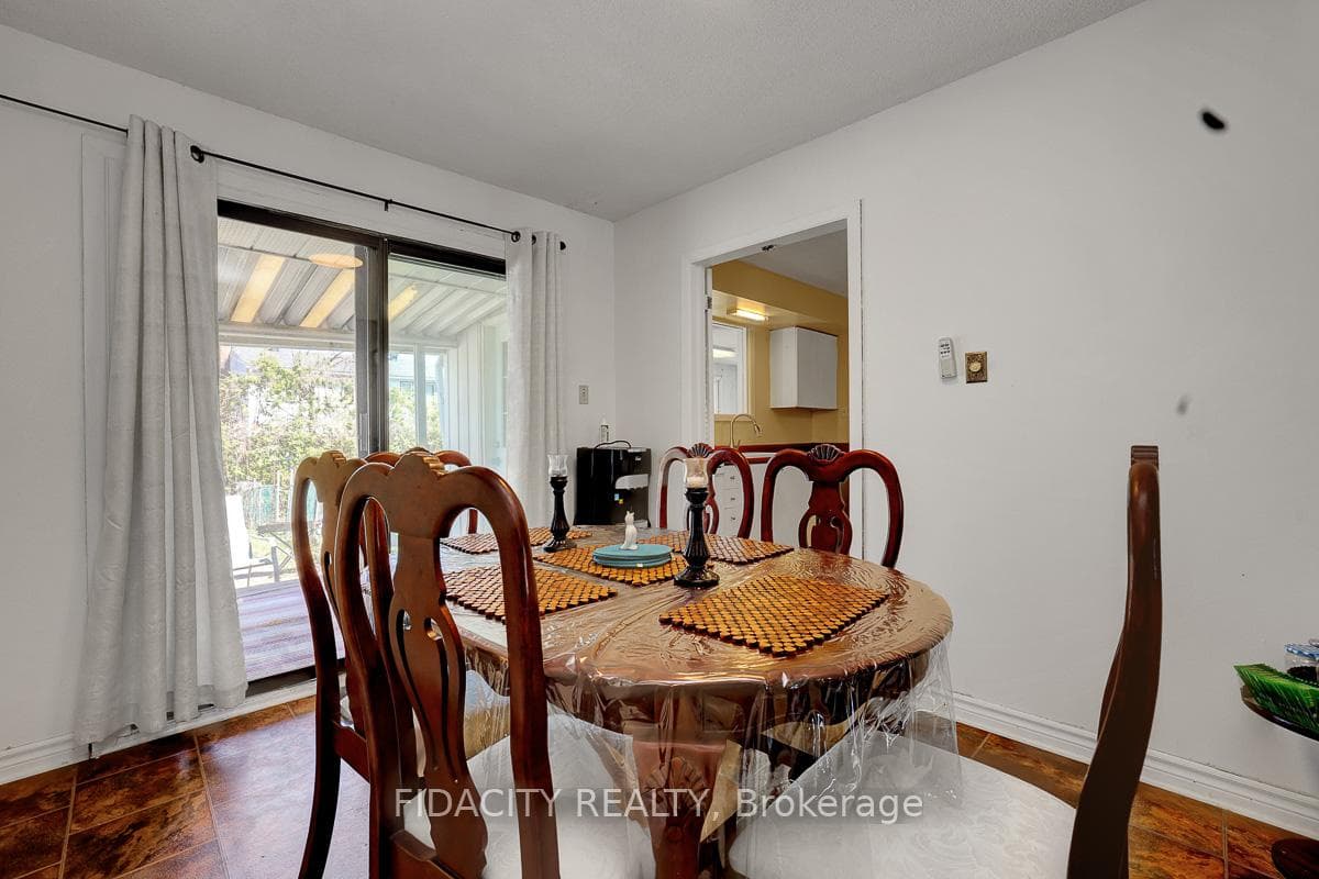 2336 Ogilvie Road photo 7