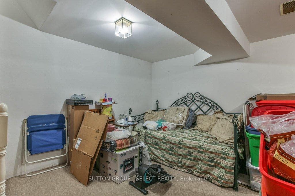 90 Tiffany Drive Unit 114 photo 20