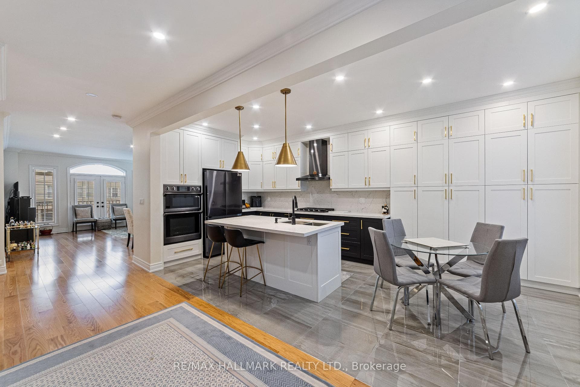 28 Preakness Drive photo 9