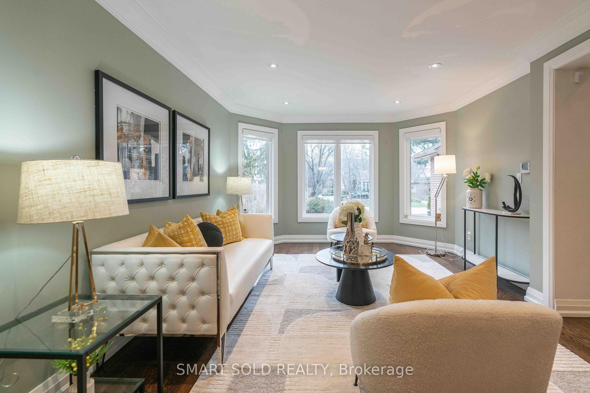 107 Arnold Avenue photo 10