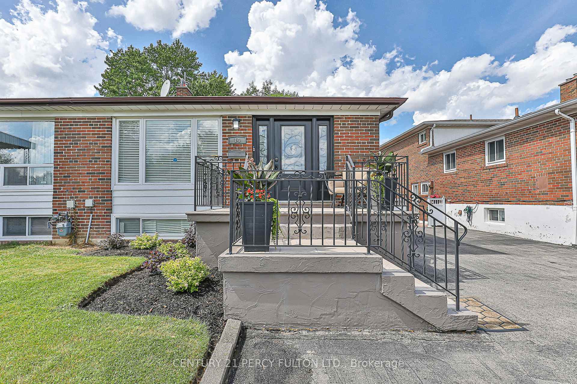 14 Painswick Crescent photo 2