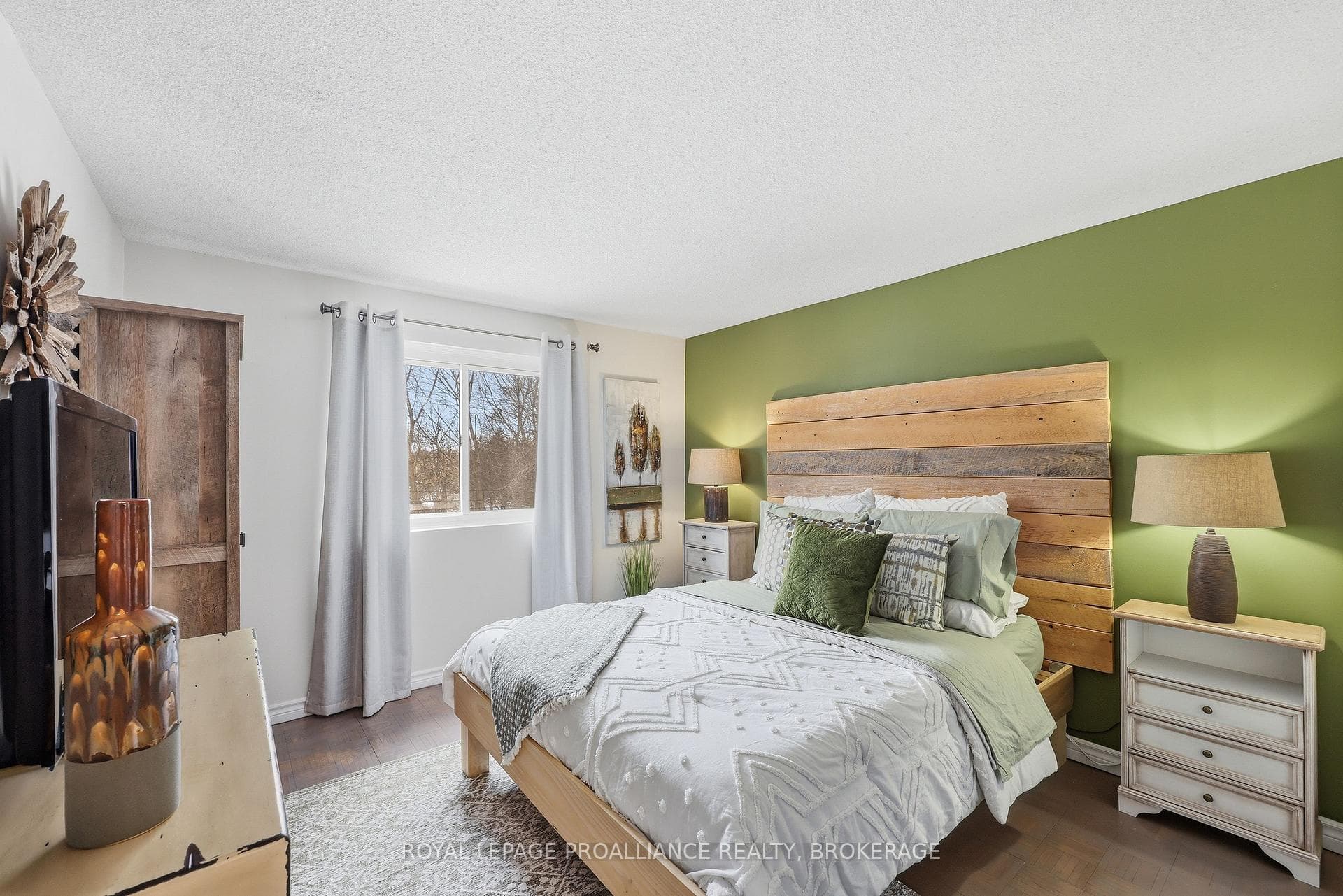 24 Glenarden Place photo 12