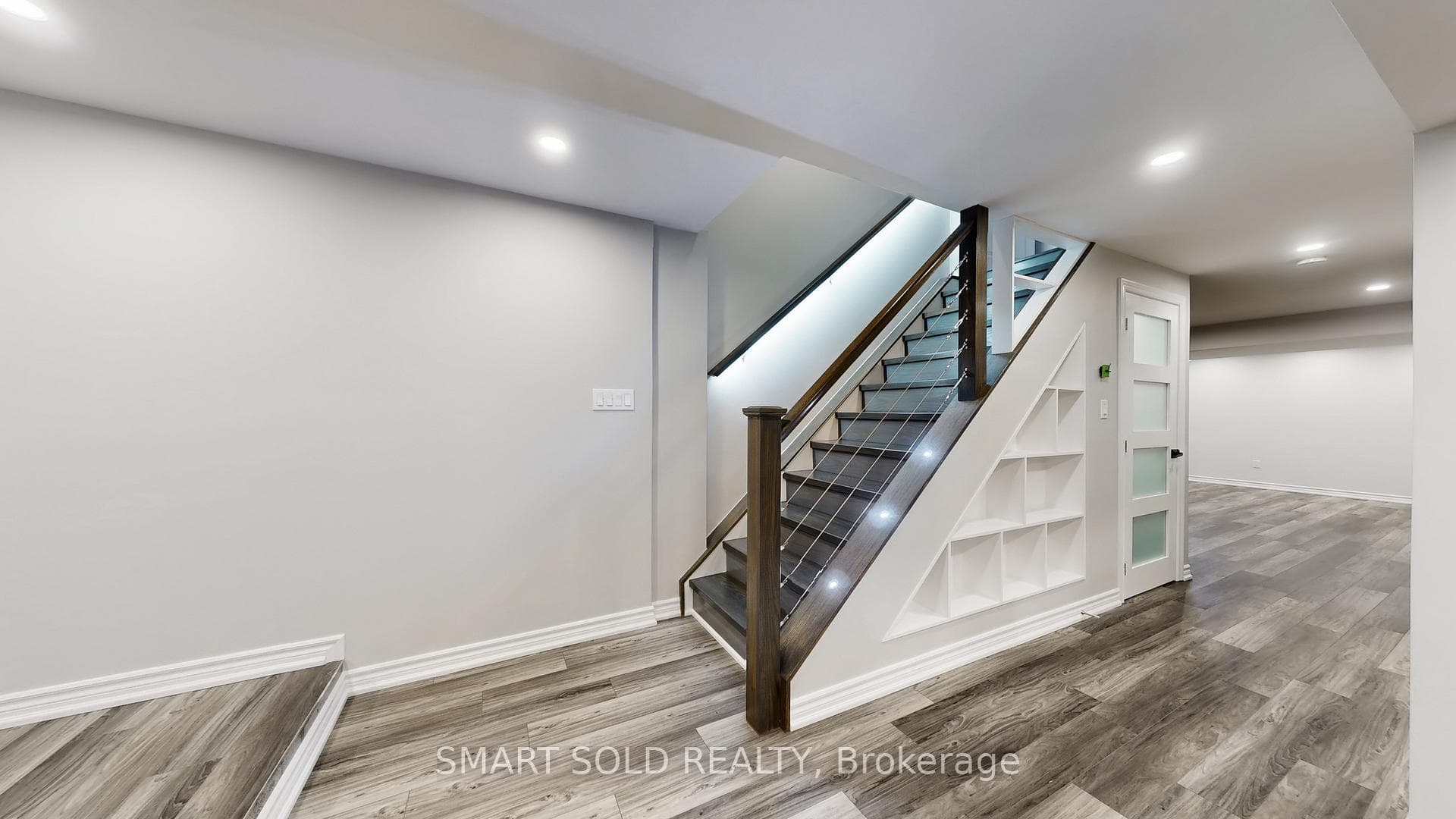 3 Manorwood Drive photo 33