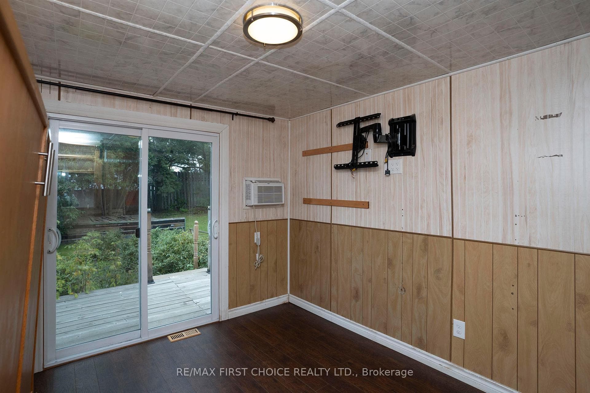 1408 Forest Street photo 14