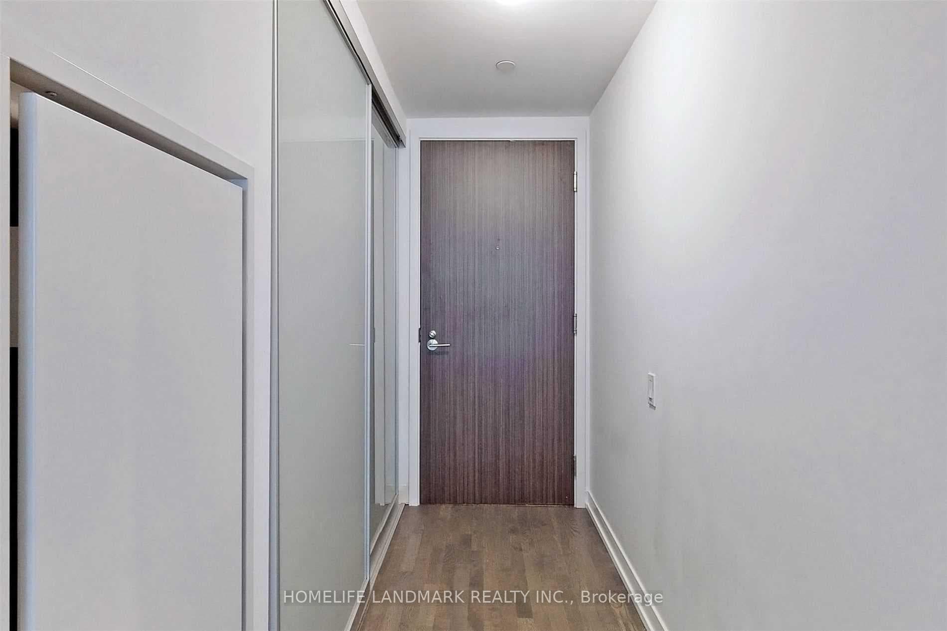 461 Adelaide Street Unit 437 photo 25
