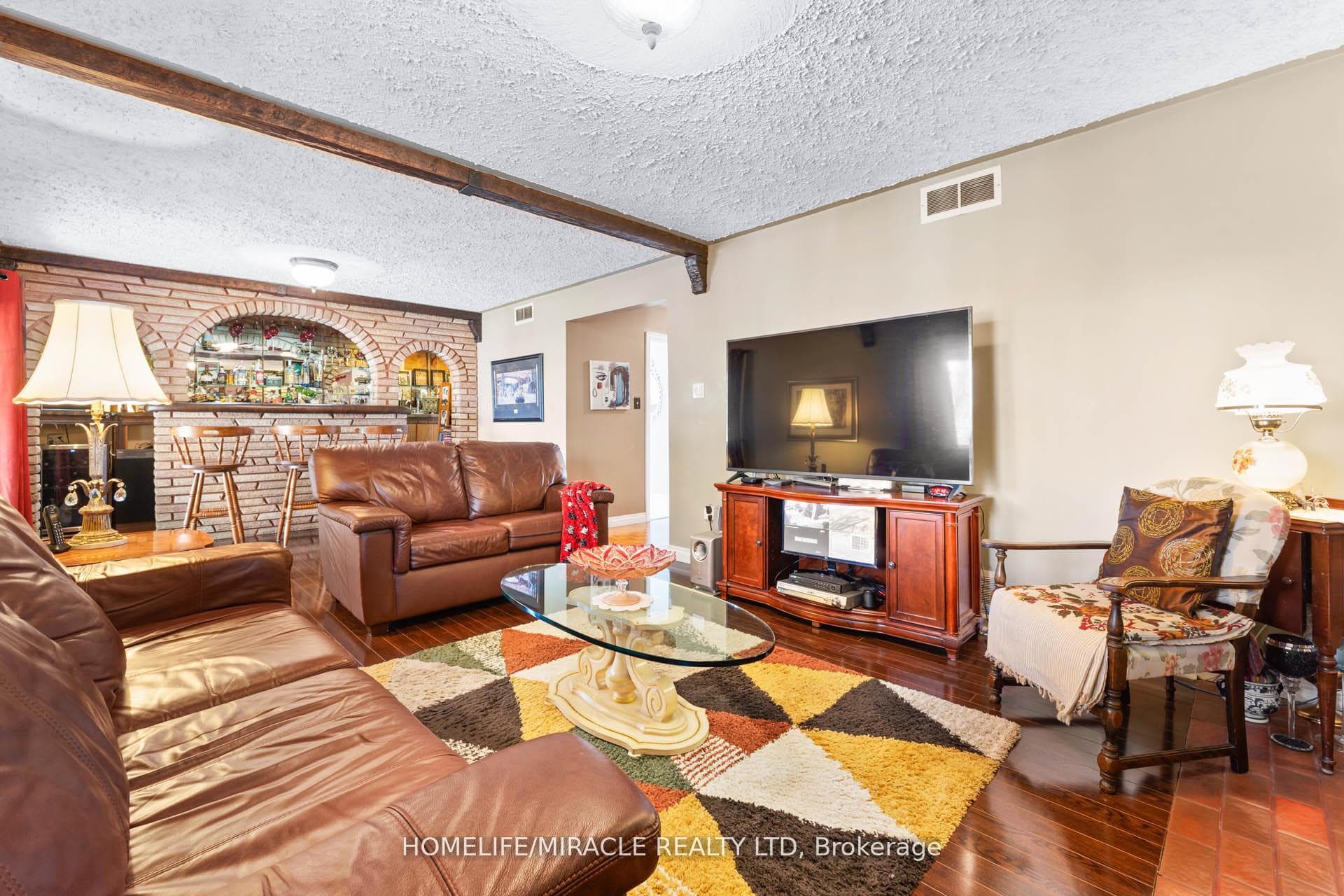 73 Garrard Road photo 27