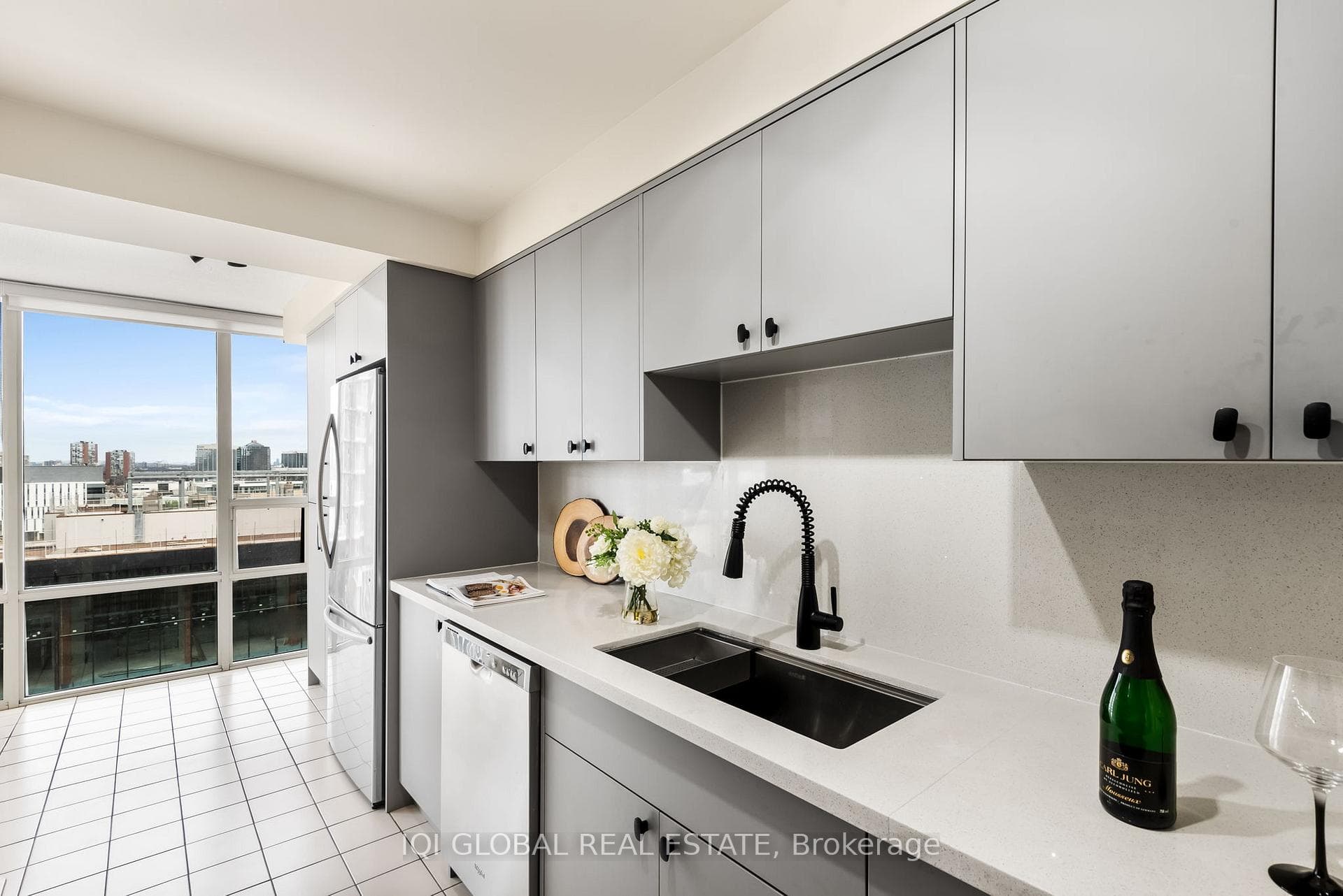 330 Rathburn Road Unit 1205 photo 13