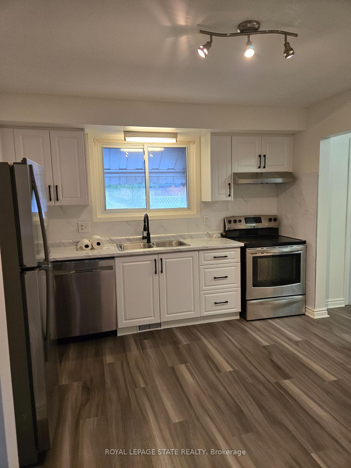 21 Idylwood Road photo 3