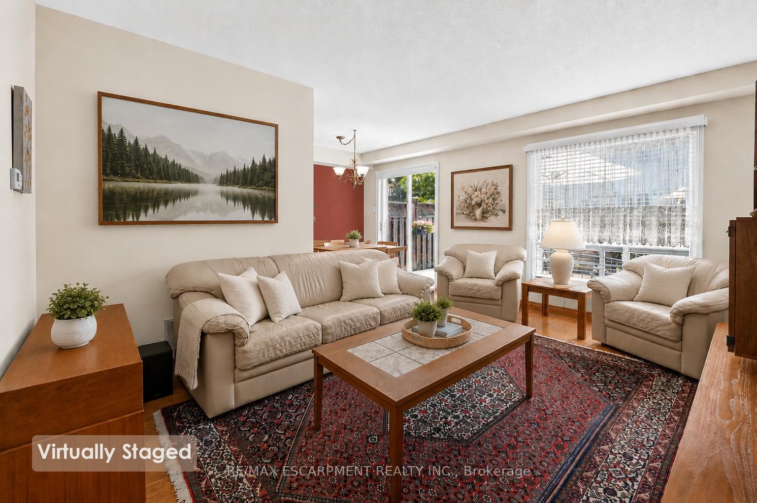 16 Walker Court photo 5