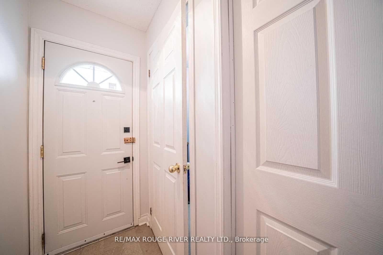 1280 B Commerce Street photo 4
