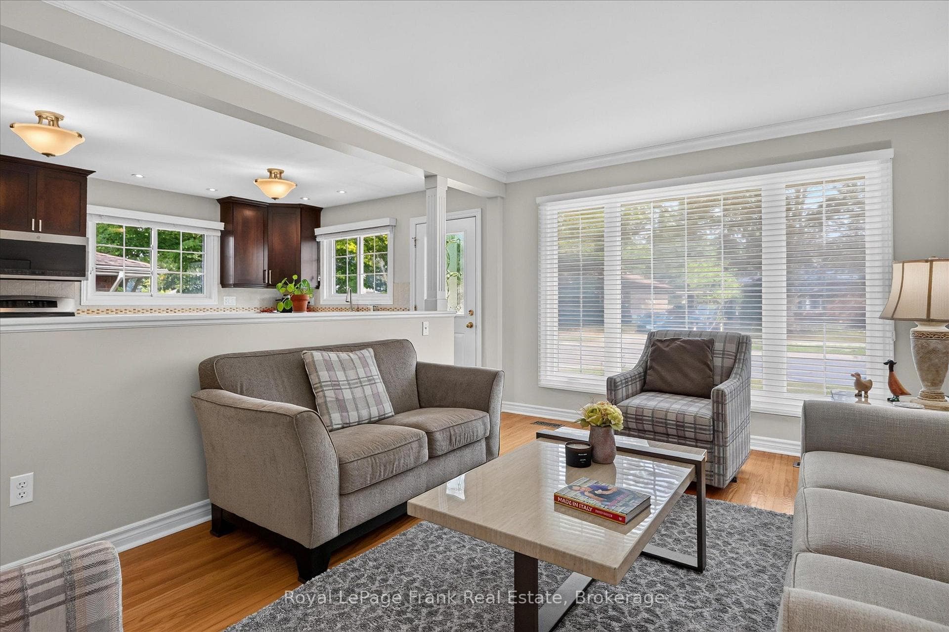 285 St Annes Crescent photo 6