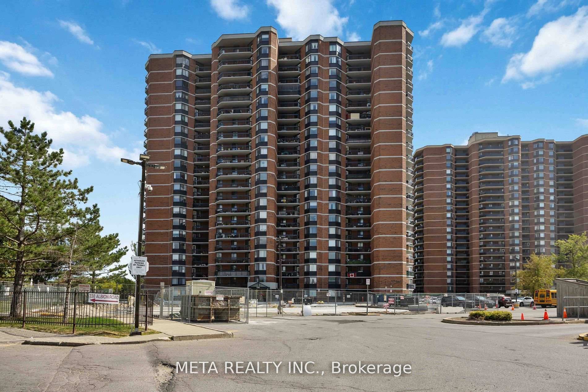 236 Albion Road Unit 604 photo 1